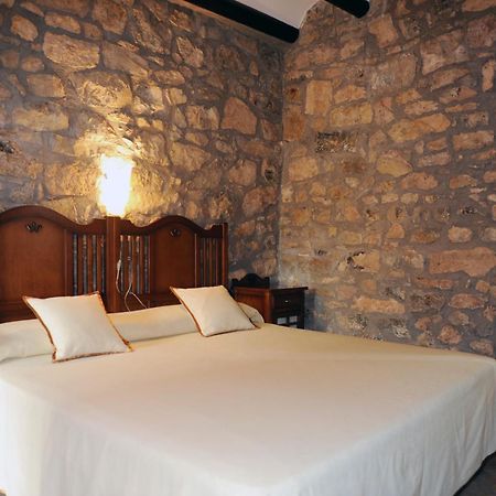 Hotel Restaurant Verdia Sueras Kültér fotó