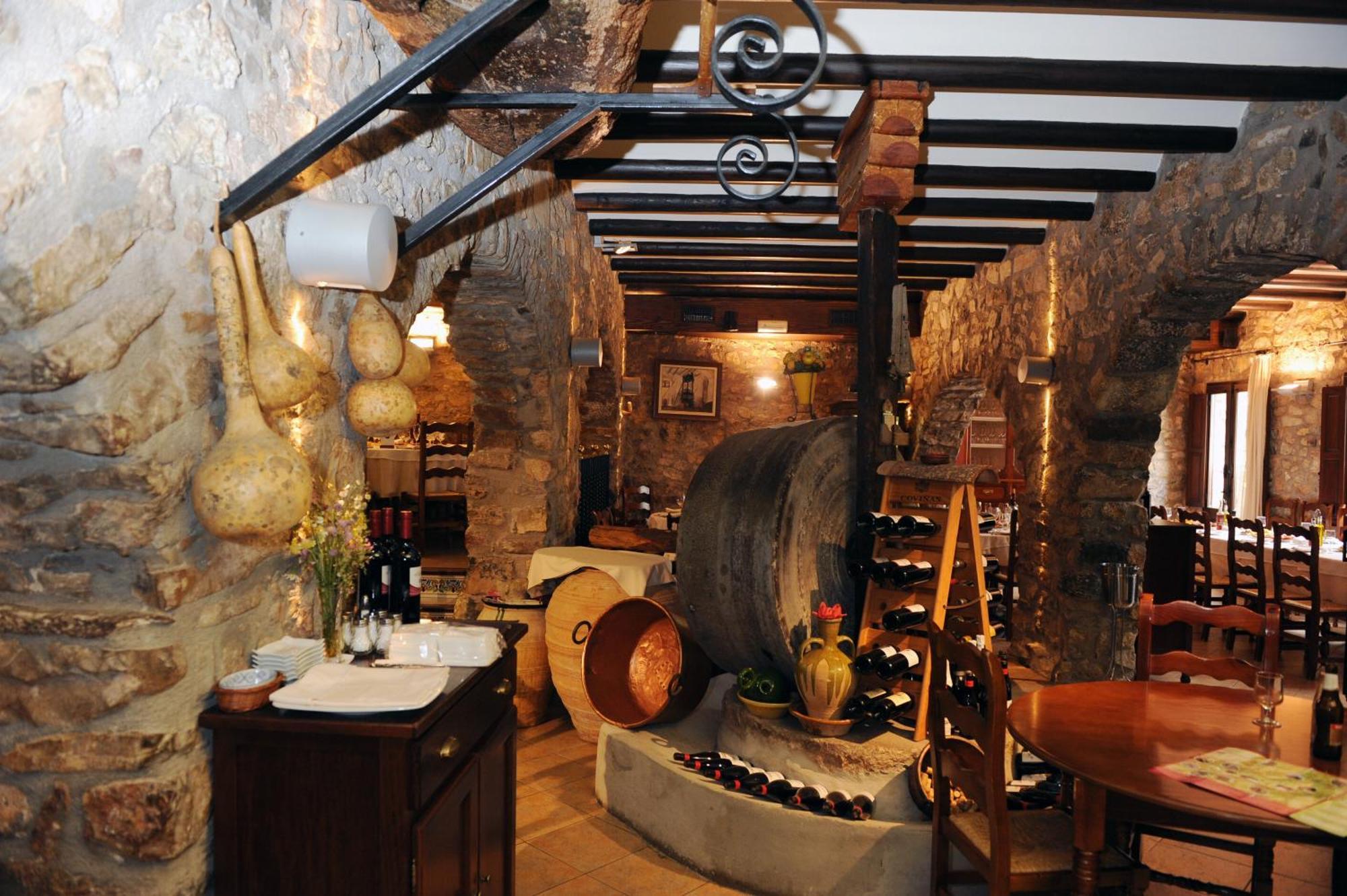Hotel Restaurant Verdia Sueras Kültér fotó